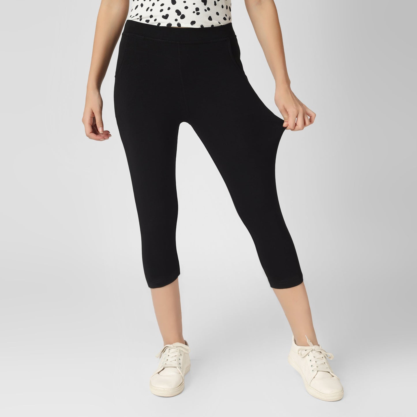 Women’s Capri Pants – Stylish Comfort Fit